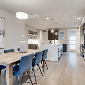  Holiday home Sojourners Haven - 2 Mi To Downtown & Broadway